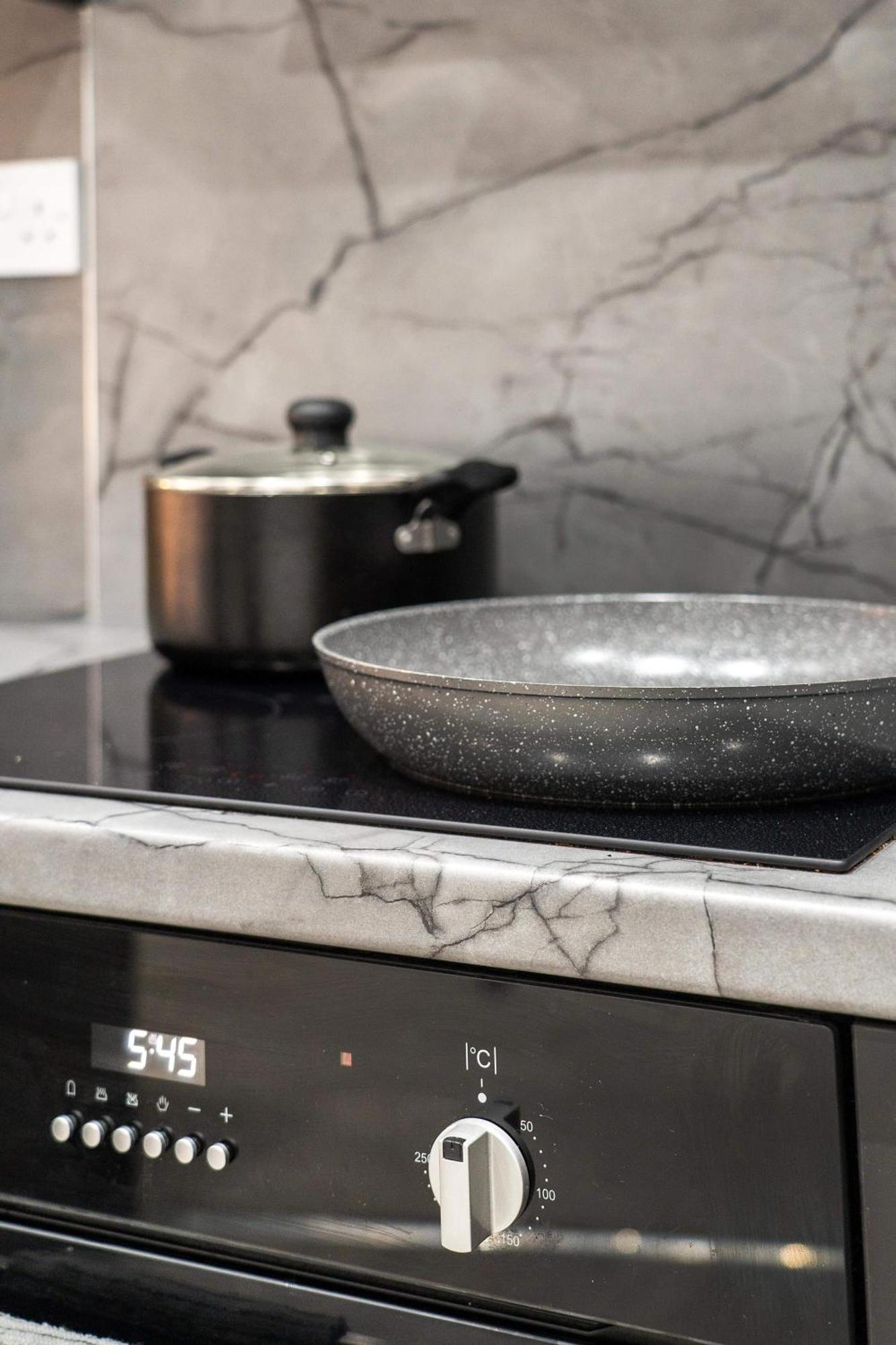 Cowgate Luxury Apartments ピーターバラ エクステリア 写真